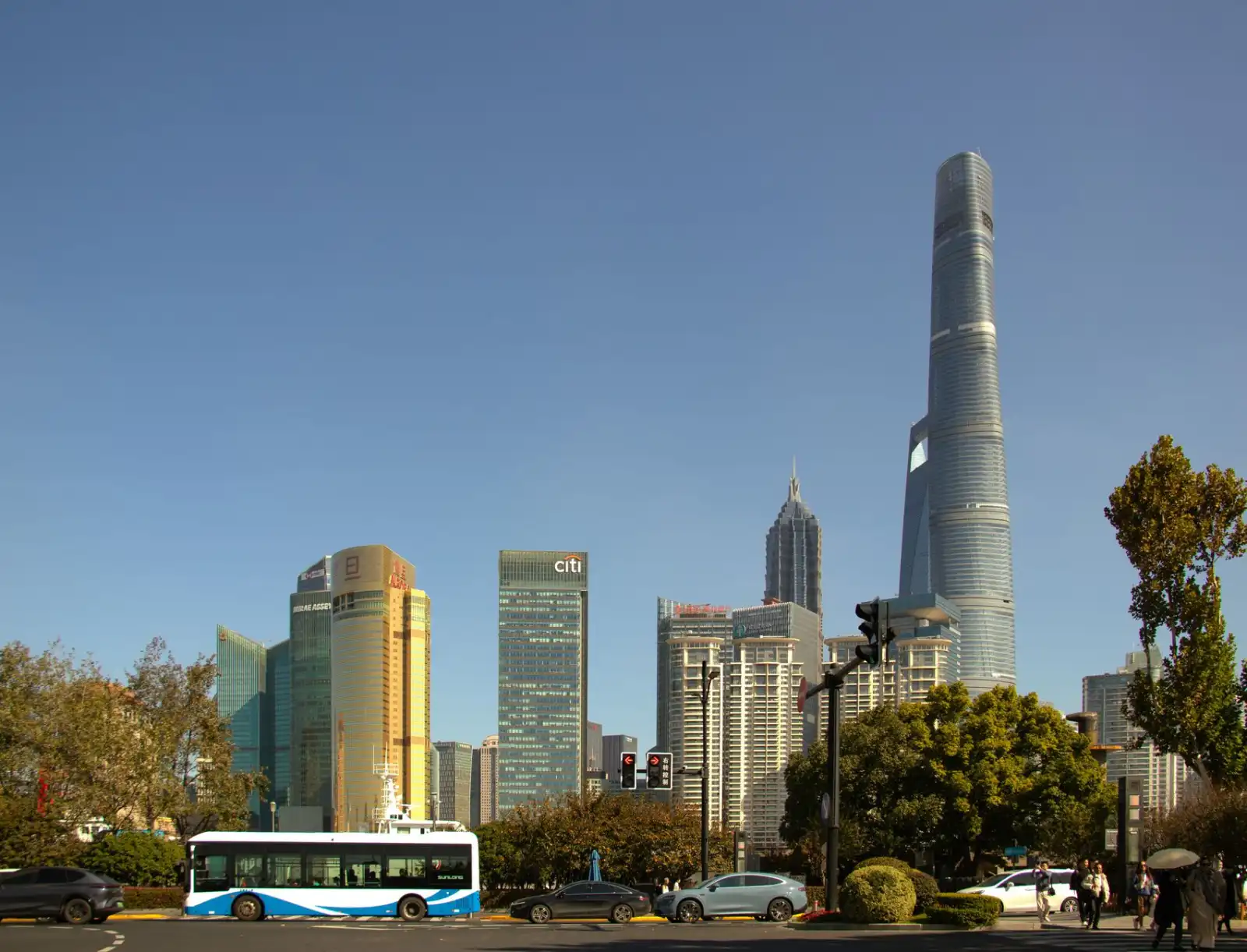 湖南大宗建材贸易动态：螺纹钢与水泥供应如何保障工程进度